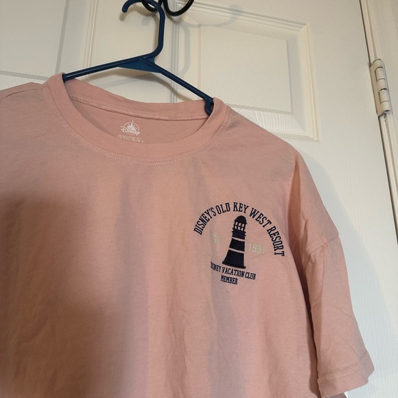 Disney Pink Graphic cropped Tee - Picture 2 of 4